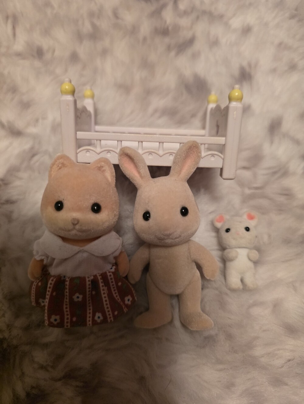 Sylvanian FAMILY / CALICO CRITTERS - Caramel Dog / Rabbit / White MOUSE Lot